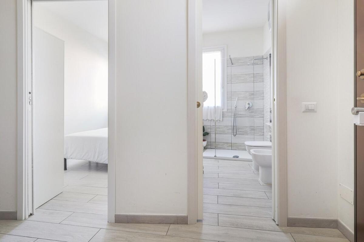 Jacuzzi & Relax - Casa Indipendente 20Min Da Milano Villa Zelo Buon Persico ภายนอก รูปภาพ